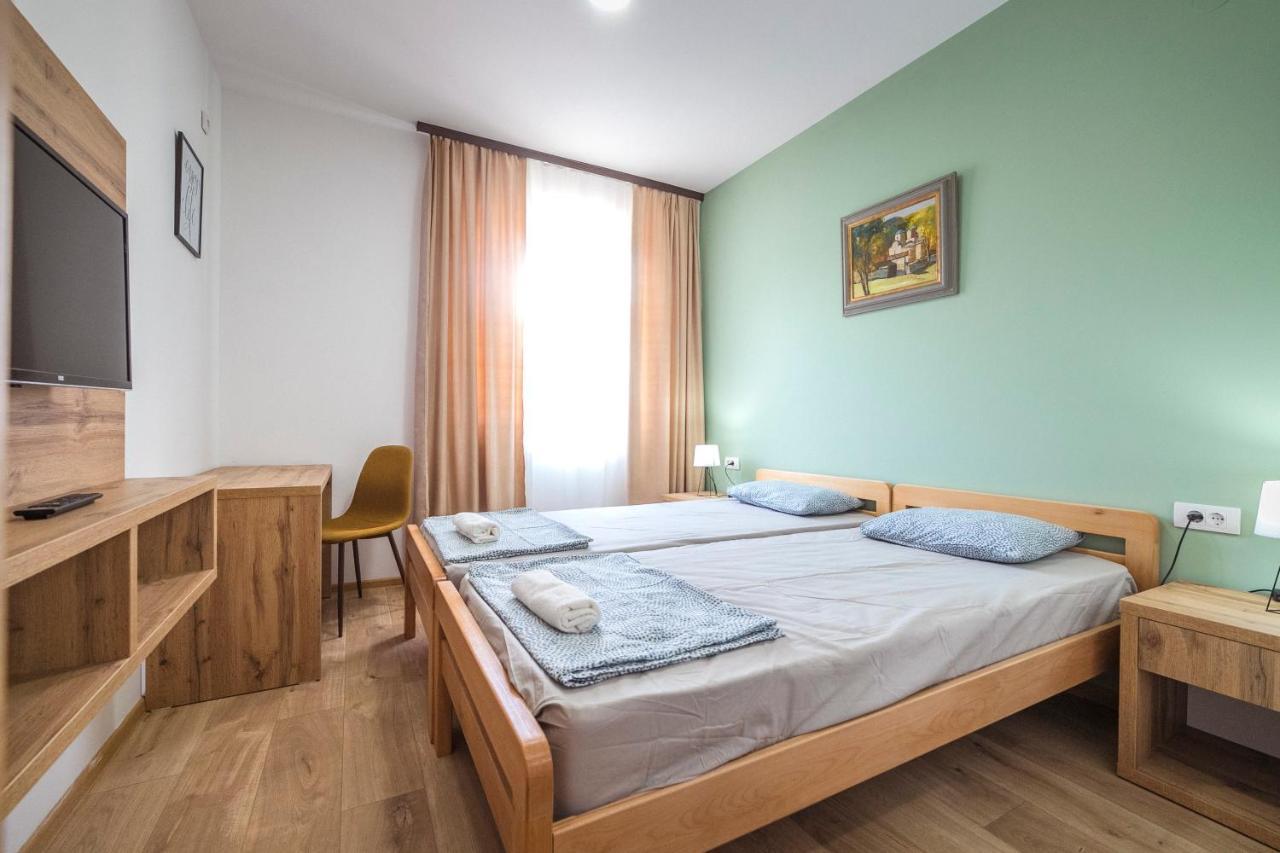 Zoe Pirot Apartman Kültér fotó