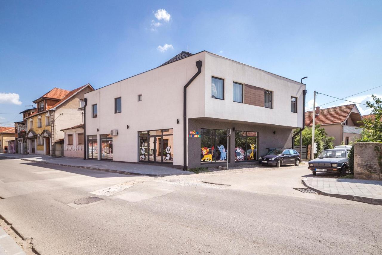 Zoe Pirot Apartman Kültér fotó