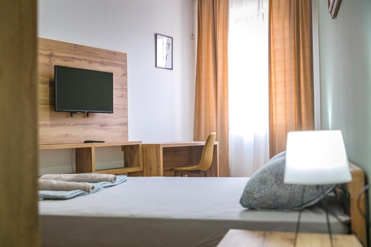 Zoe Pirot Apartman Kültér fotó