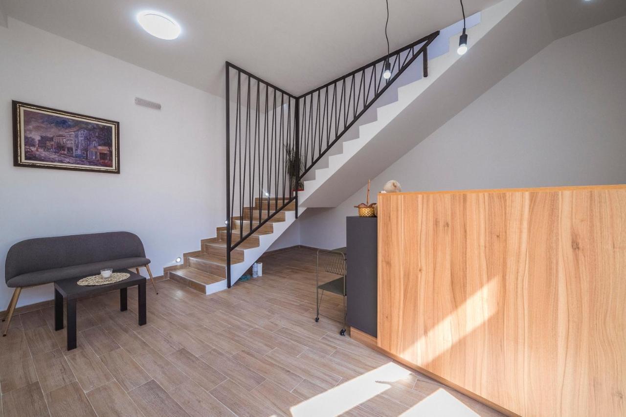 Zoe Pirot Apartman Kültér fotó