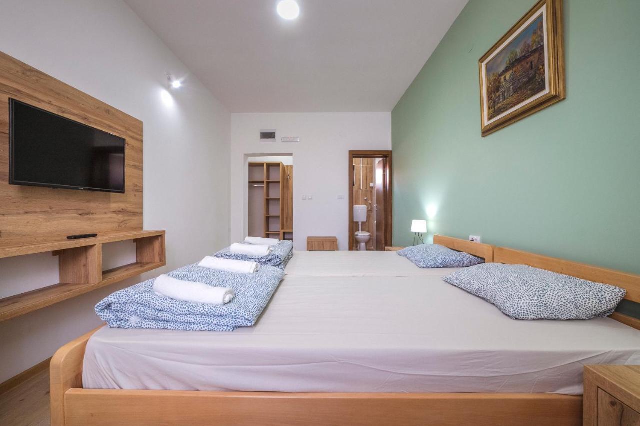 Zoe Pirot Apartman Kültér fotó
