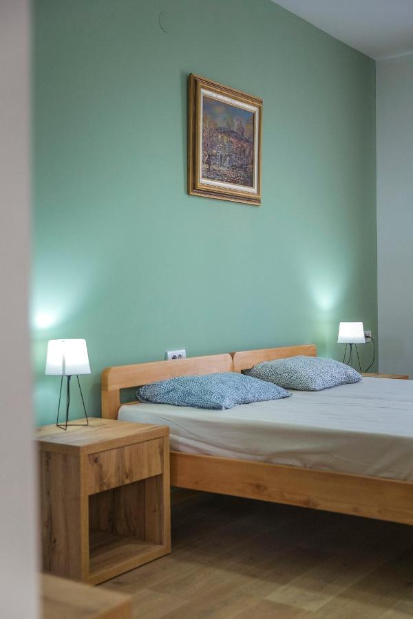 Zoe Pirot Apartman Kültér fotó